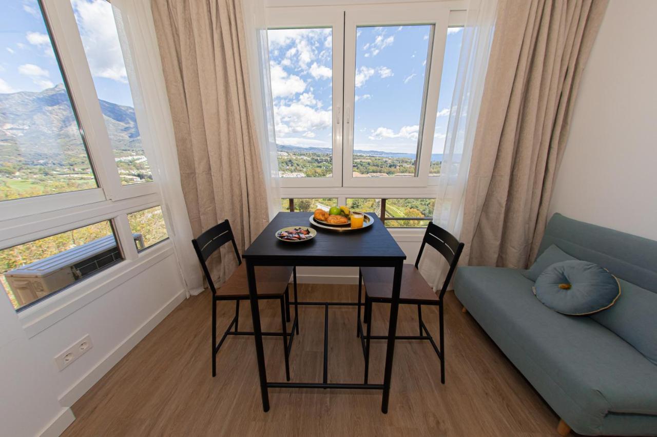 Modern Apartment With Stunning Views Марбелья Экстерьер фото
